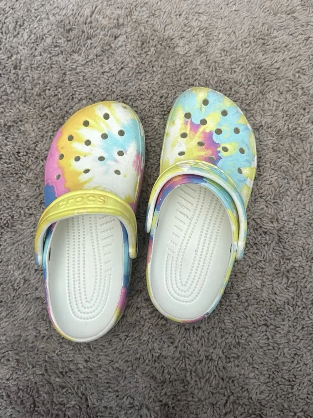 CROCS bright tie